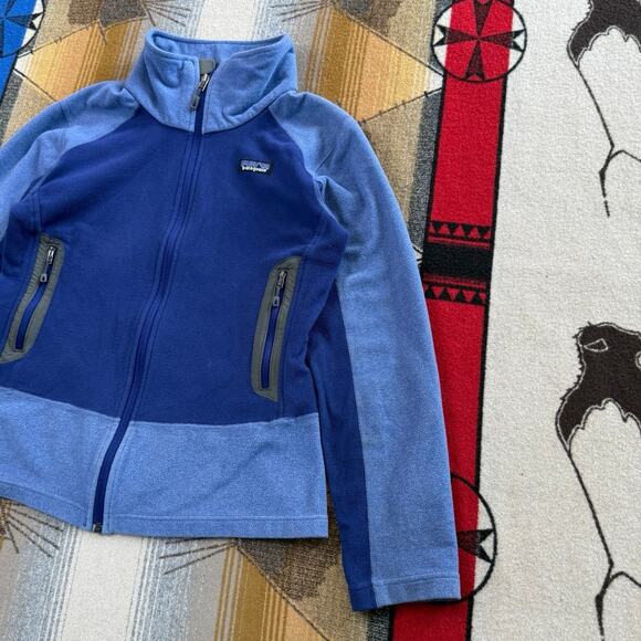 Women’s Patagonia Full Zip Fleece Jacket Size Medium Purple Spring 2013 Outdoor - Picture 6 of 10